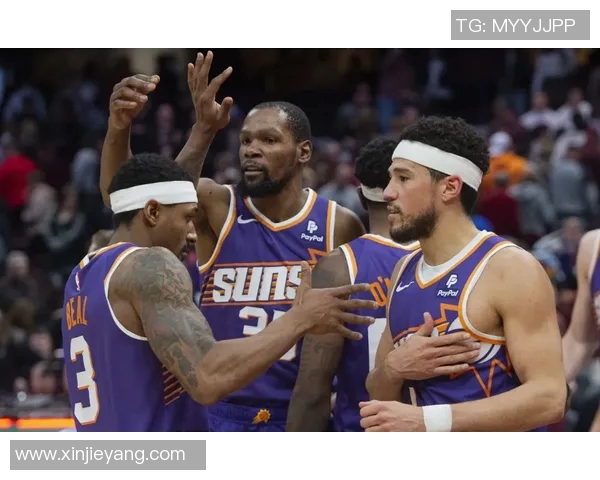 比尔拉塞尔如何以智慧塑造领导力成就篮球冠军之路